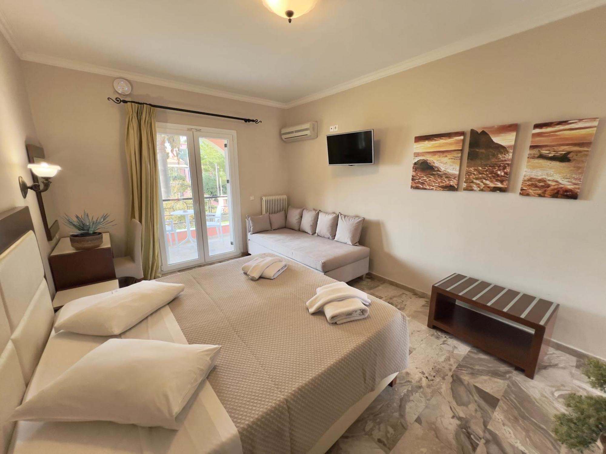 Philoxenia Hotel 3*